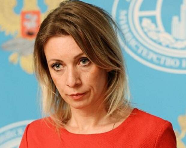 Захарова прокомментировала отказ Мальты пропустить самолеты РФ
