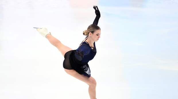 Трусова исполнила четверной лутц на шоу Тутберидзе