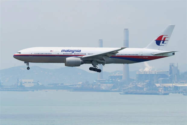 Попов объяснил, почему не могут найти пропавший Boeing с 227 пассажирами