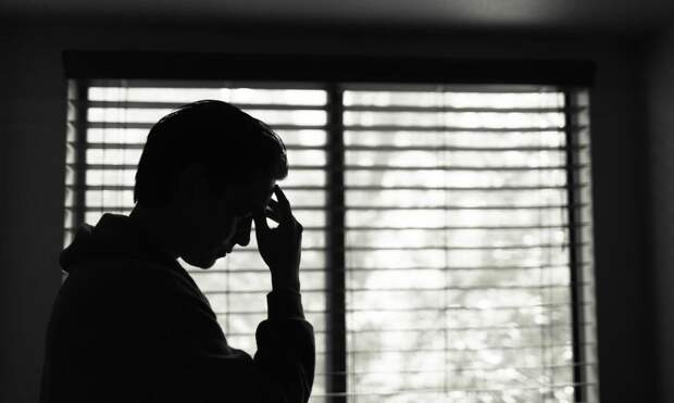 60-летний мужчина лечил гипертонию и микроинсульт аспирином и заработал язву