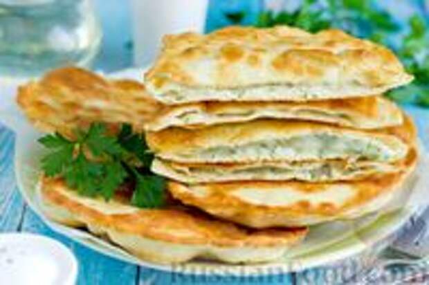Фото к рецепту: Жареные пирожки с картошкой и укропом
