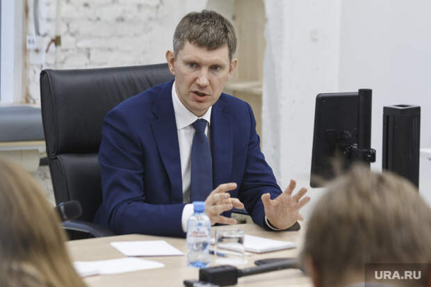 Министр Решетников оценил вероятность дефолта и роста безработицы в России