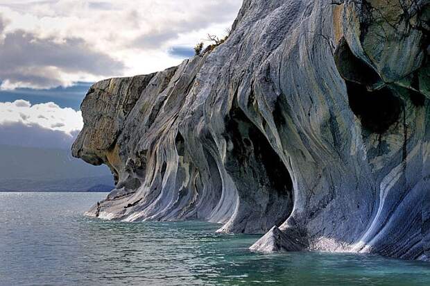 Мраморные пещеры (Las Cavernas de Marmol) в озере Хенераль-Каррера (lago General Carrera), Чили