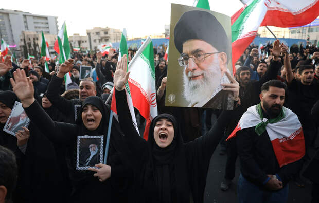 «Диктатор, очнись!»: В ЕС обратились к Зеленскому после слов о Хаменеи