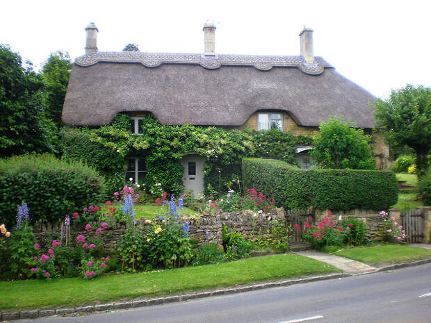 English Country Cottage