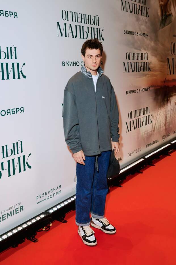 Детёныш чиновницы: Надежда Михалкова, Ирина Розанова и Марина Зудина