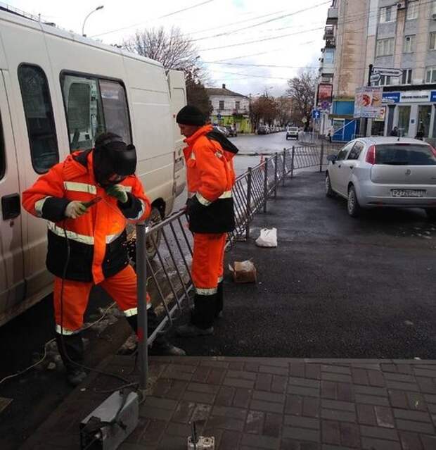 Элемент улично дорожной