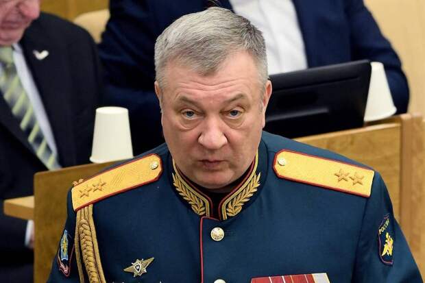 "Цепочка запущена. Недостроя столько!.." Генерал Гурулев намекает на новые аресты в МО