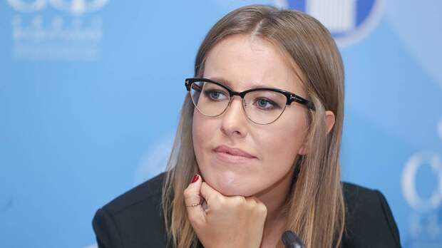 «Еще мальчик»: Собчак призвала запретить мужчинам жениться до 30 лет