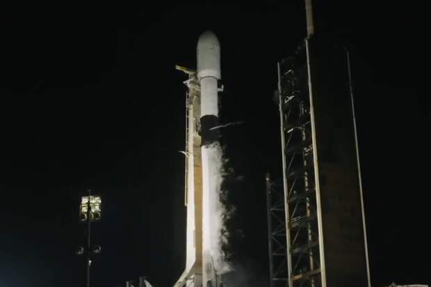 SpaceX: из-за некорректной работы двигателя приостановлены полеты Falcon 9