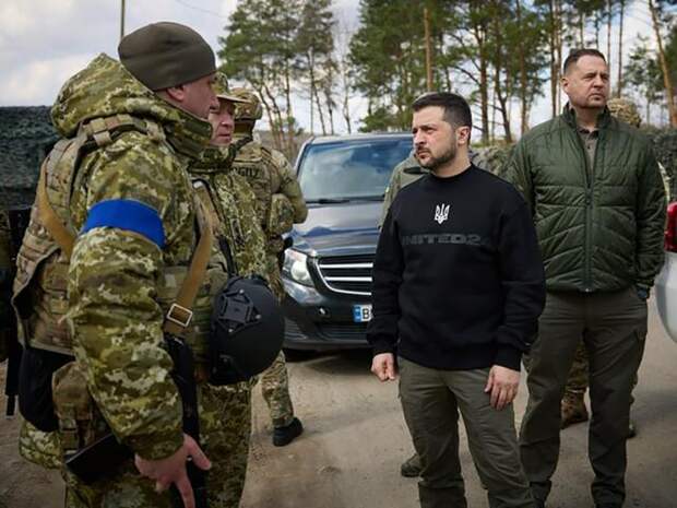 Зеленский назвал последствия поражения в Бахмуте и заговорил о мире