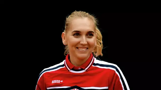 Веснина и Кудерметова вышли в финал Уимблдона в парном разряде