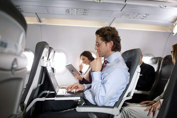 Аэрофлот предложит пассажирам спутниковый интернет в самолетах