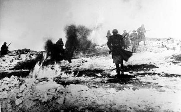 На фото: прорыв блокады Ленинграда (1943).
