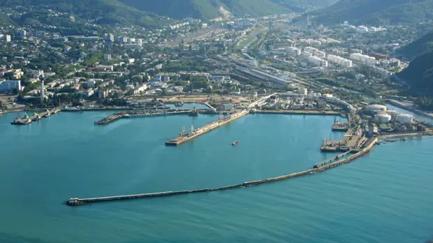 Грузооборот Туапсинского морского торгового порта превысил 14 млн тонн в 2021 году
