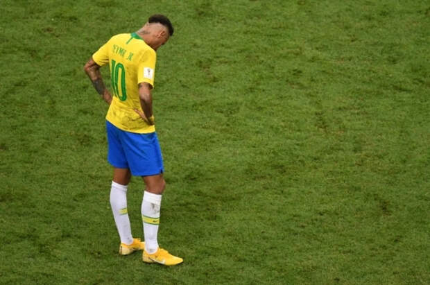 Неймар заявил, что может завершить карьеру до конца года