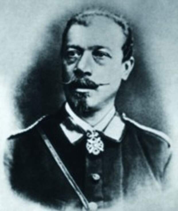 Генерал-майор Михаил Черняев в форме главнокомандующего сербской армией. 1876 год.