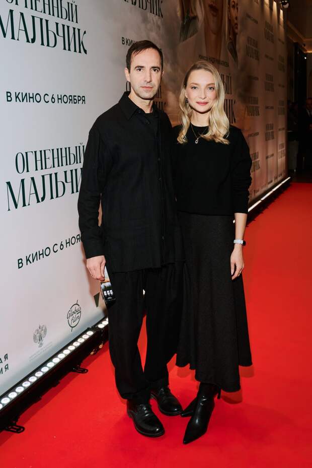 Детёныш чиновницы: Надежда Михалкова, Ирина Розанова и Марина Зудина