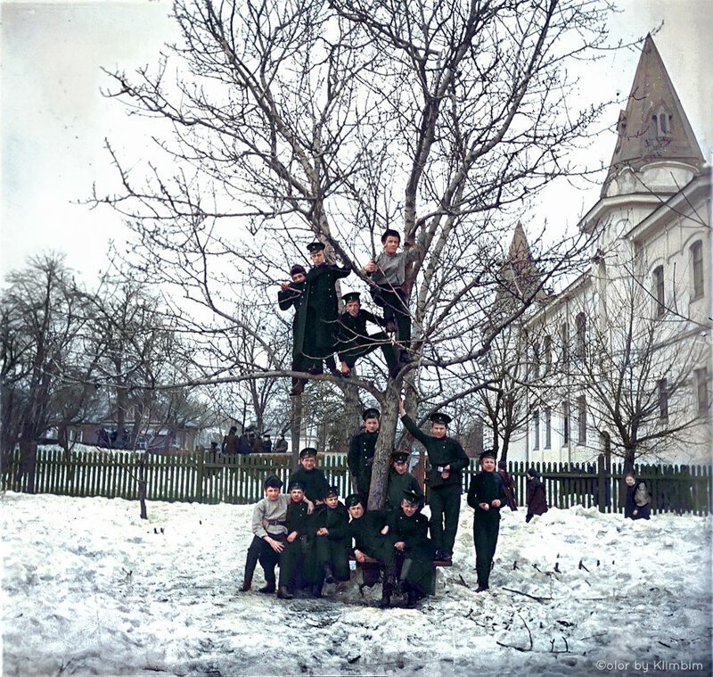 Школьники, 1900-е