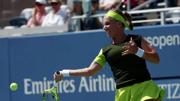 Кузнецова обыграла Александрову в первом круге теннисного турнира в Швейцарии