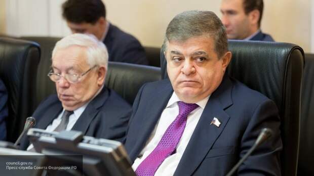 Порошенко, Гройсман и Парубий проводят срочное совещание из-за роспуска Верховной Рады