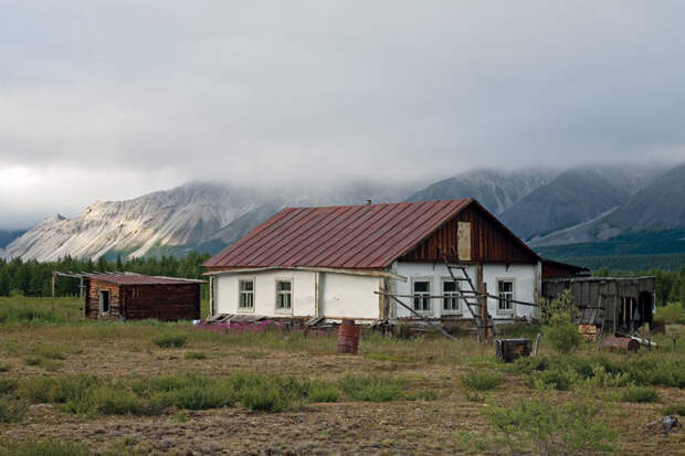 Якутия, озеро Дарпир, метеостанция, Сергей Карпухин