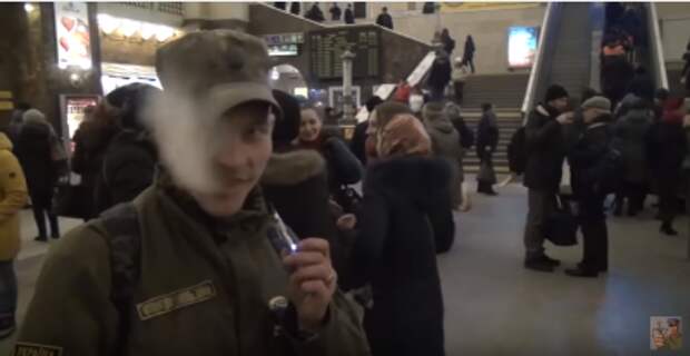 Киев продолжает флешмоб советских песен и встречает ледяным равнодушием «Слава Украине!»