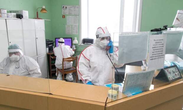 В Самойловском роддоме развернут 80 дополнительных коек для лечения больных с коронавирусом