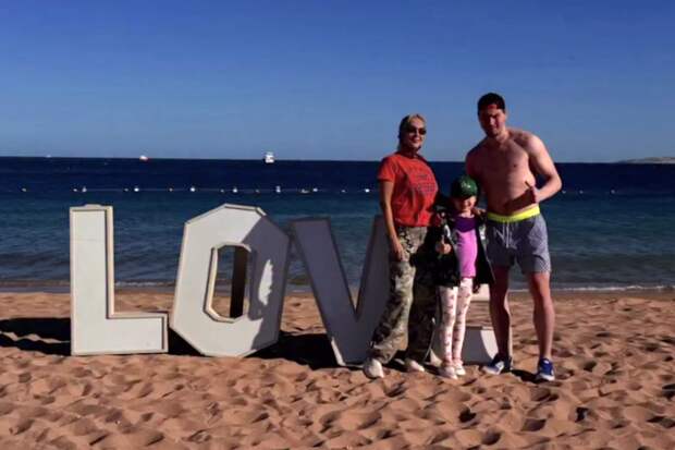 Телеведущая Лера Кудрявцева опубликовала фото с отдыха в Египте