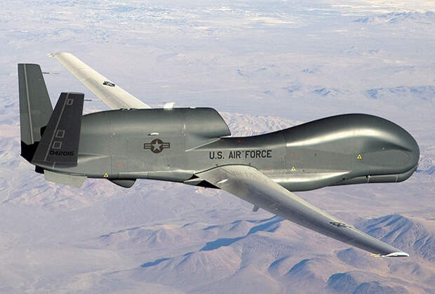 Беспилотник RQ-4 Global Hawk