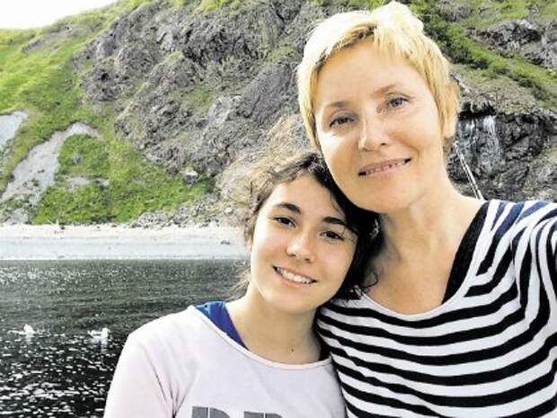 Жанна Агалакова с дочерью Жанна Агалакова с дочерью