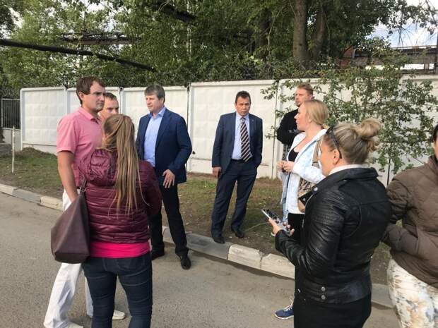 Глава управы осмотрит несколько дворов на Костромской Фото предоставлено управой