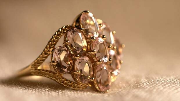 Чистим украшения дома: как вернуть блеск любимым вещам без лишних усилий