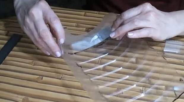 Как сделать хлебницу из пластиковой бутылки Как сделать хлебницу из пластиковой бутылки