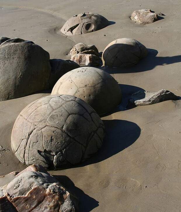 Необычные валуны (14 фото) Необычные валуны (14 фото)