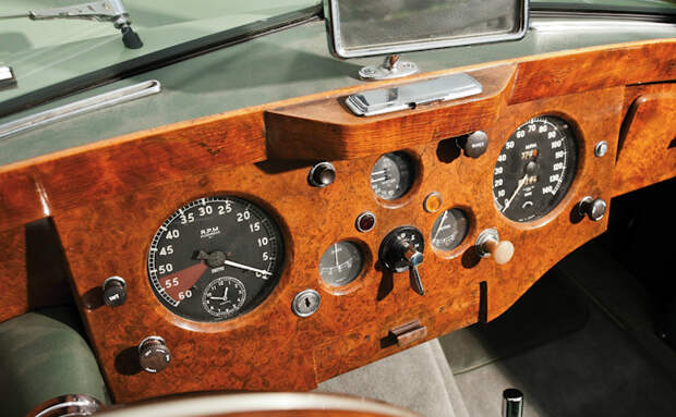 Jaguar xk 120 roadster