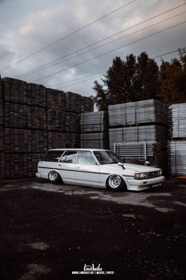 toyota mark ii — wagon yx76 — 1991 lowdaily 4