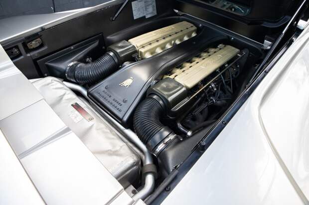 Редкий суперкар Lamborghini Diablo SE30: таких было выпущено 150 экземпляров
