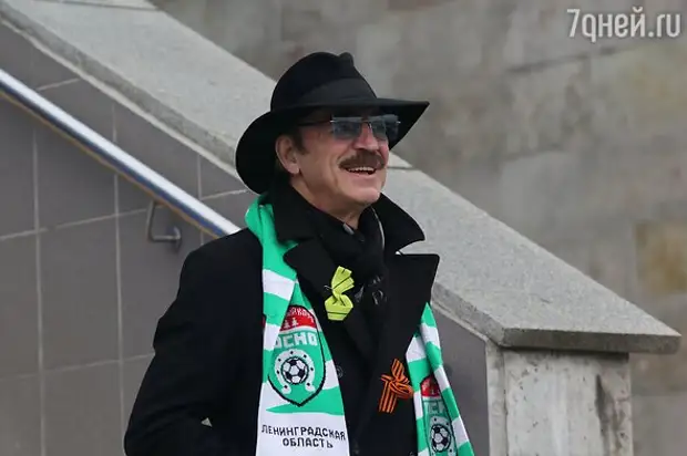 Жизнь рядом с мушкетером: Максиму Матвееву пришлось делить жилплощадь с Боярским