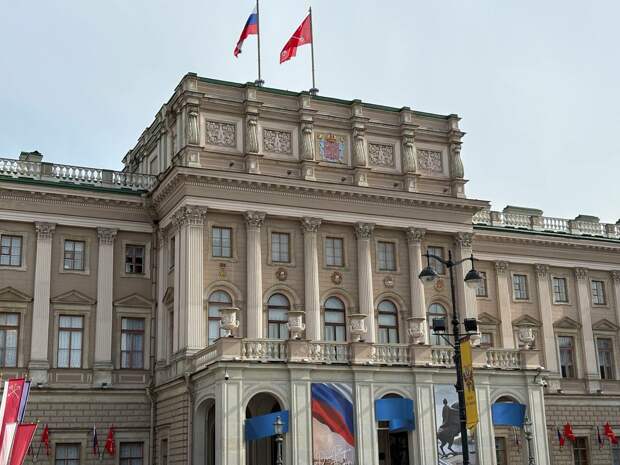 Депутаты поддержали 21 из 34 поправок в проекте бюджета Петербурга на три года