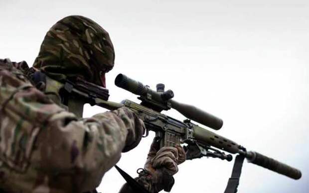 Британский снайпер самоуничтожился на Украине (ФОТО) | Русская весна