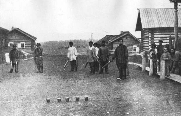 Игра в "городки" история, старые, фотографии
