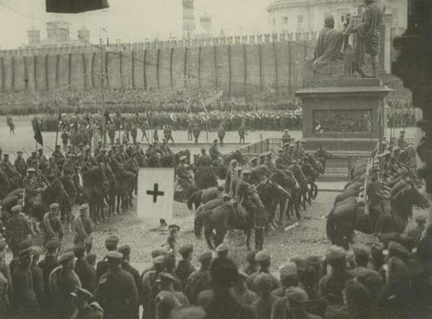 1923 год СССР, демонстрации, мир труд май, парад, первомай, фото