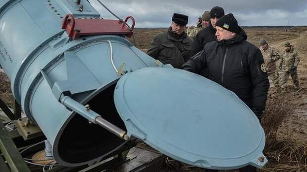 Украина начала шантаж России: "Наша новая ракета "Нептун" долетит до Урала!"