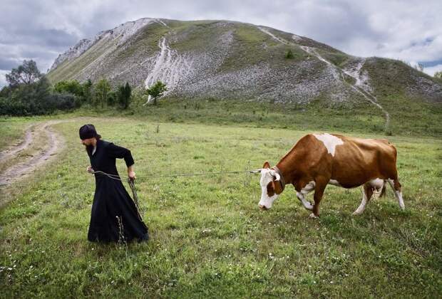 Страницами фотоконкурса «Святое и ценное в России» 15