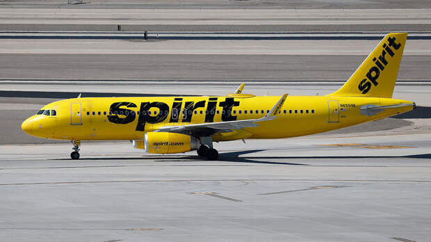 Крупная американская авиакомпания Spirit Airlines заявила о своём закрытии