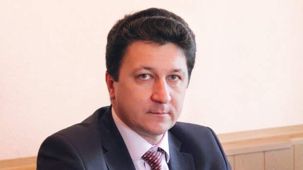 «Откаты» с уборки снега: за что задержали главу Серебряных Прудов и его замов