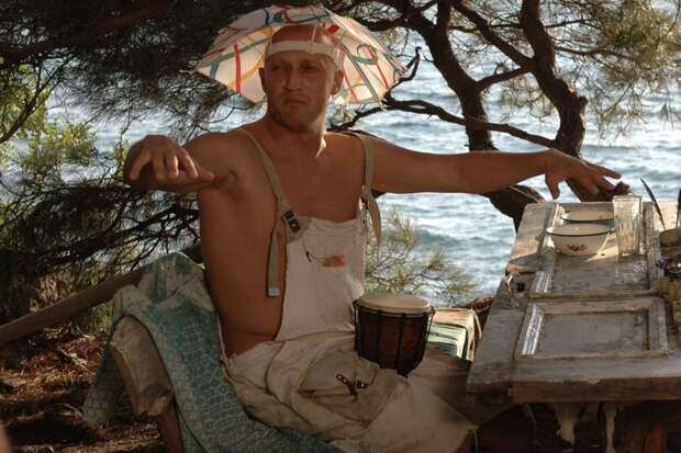 Актер Куценко порекомендовал к просмотру фильмы "Дикари" и "Игра в правду"