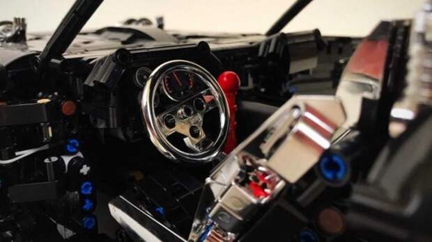 Копия Ford Mustang Кена Блока из деталей конструктора Lego