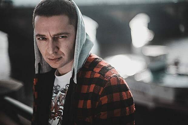 Рэпера Oxxxymiron переобъявили в розыск по уголовной статье